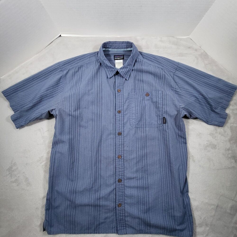 Patagonia Puckerware Shirt Mens Medium Blue Pinstripe Seersucker MINOR FLAW